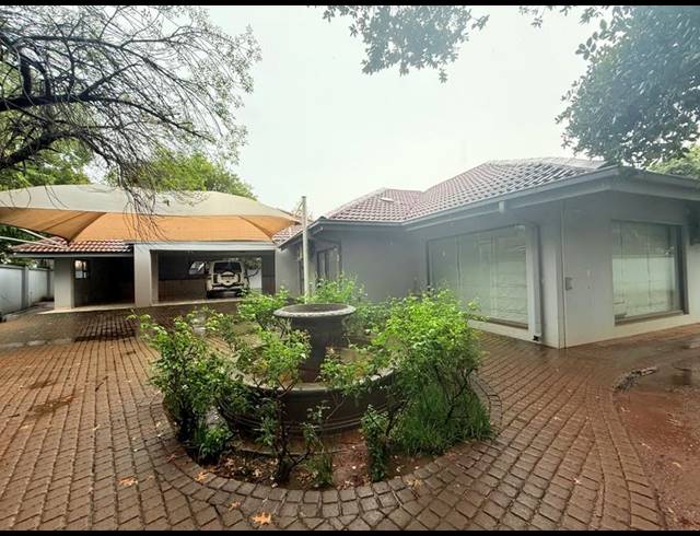 4 BEDROOM HOUSE FOR SALE IN VANDERBIJLPARK SE 7